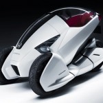電動アシスト付き自転車の次はコレ！？ジュネーブ・モーターショーで披露されるホンダの一人乗りコンセプト電気3輪車「3R-C」。