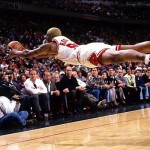 ジョーダンやピッペンとブルズ黄金時代を作ったリバウンド王デニス・ロッドマンがNBAバスケットボール殿堂入りと聞いたのでHP見てみたらw…。