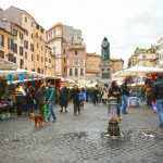 イタリアの街角で見かけた犬のいる風景〜ローマ・フィレンツェ・ベネチア・ミラノの飼い犬アルバム。