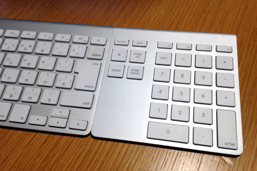 iMacのwirelessキーボードにテンキーがついてないので、Belkin YourType Bluetooth Wireless Keypad購入しました。