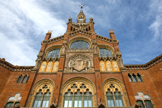 バルセロナにデザイン研修に行ってきた「建築家リュイス・ドゥメナク・イ・ムンタネー」篇〜カタルーニャ音楽堂、サン・パウ病院が美しかった。